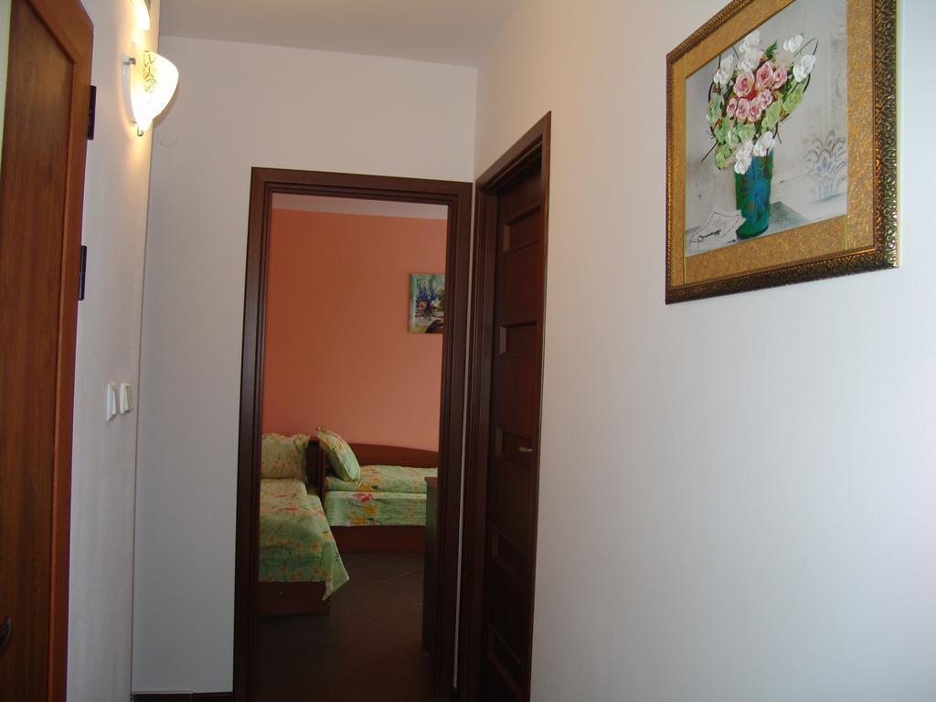 Our Home Guest Rooms فيليكو ترنوفو الغرفة الصورة